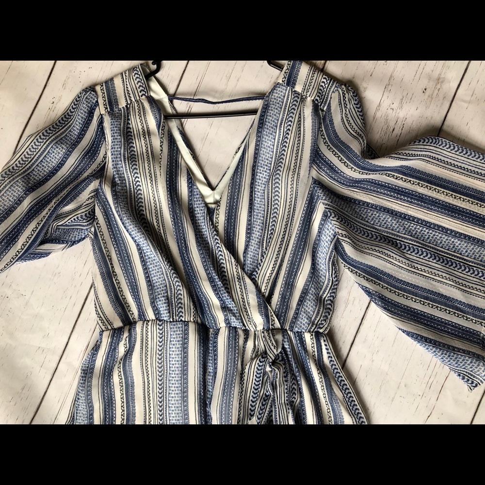Navy/cream romper